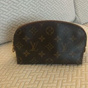 LV Cosmetic Monongram PM